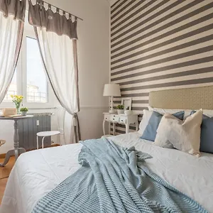 06 Bed & Breakfast